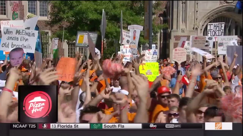 Illustration for article titled Tebow Jokes: Your Knoxville College GameDay Sign Roundup